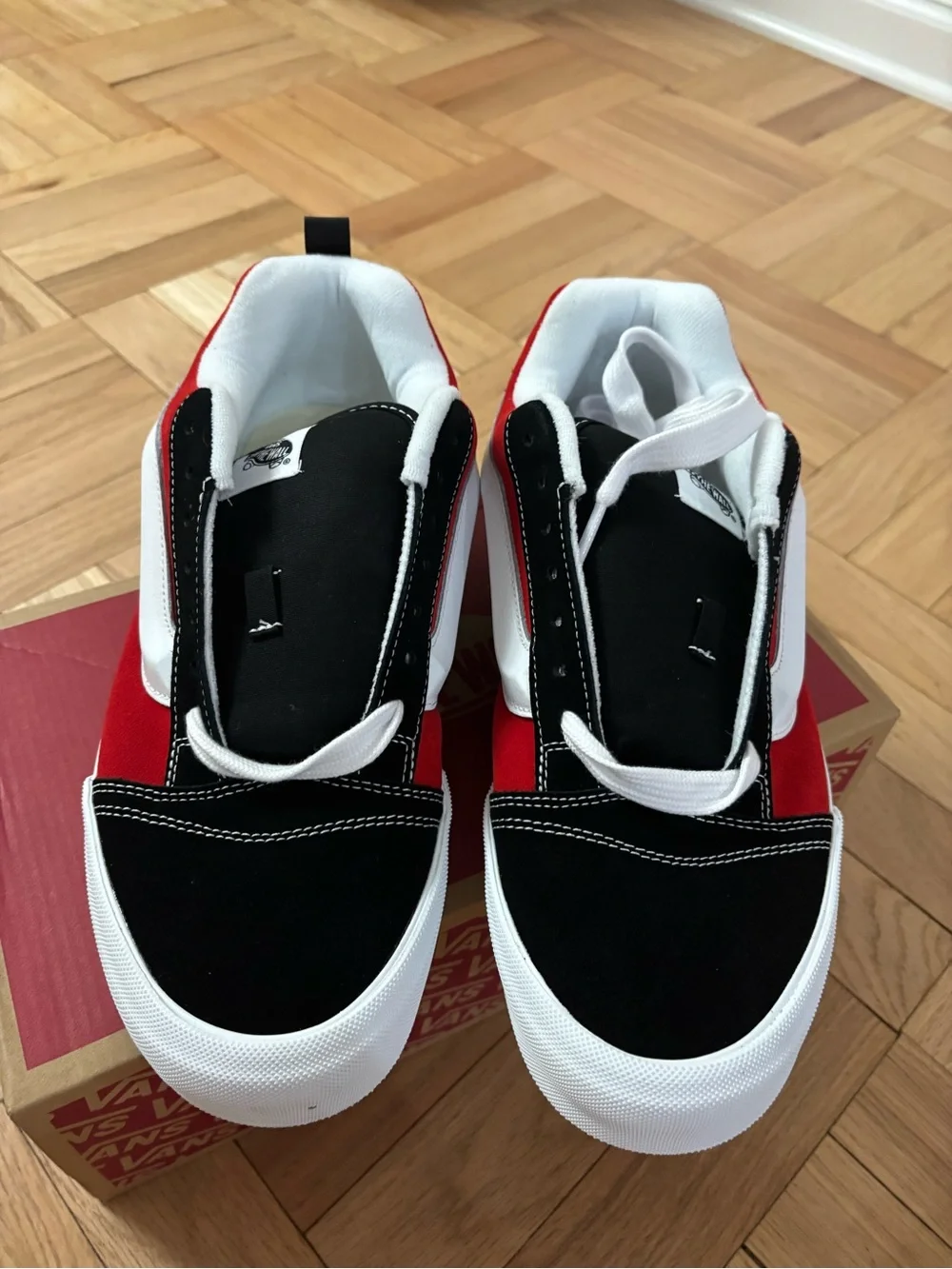VANS Knu Skool Red Black True White VN0009QC6RT Men Size 11.5 New